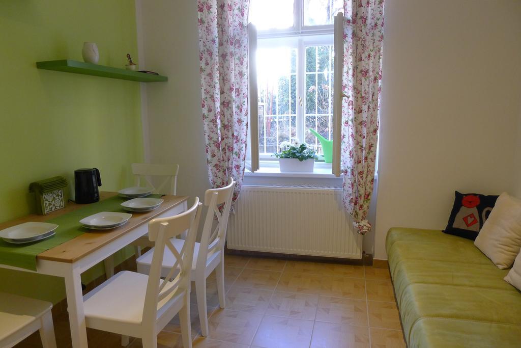 Condo Vinohrady II Praga Habitación foto